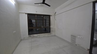 Bedroom Image of 800 Sq.ft 2.5 BHK Apartment / Flat for sale in The Atmosphere Phase 1, Mulund West Mumbai for Rs. 25000000