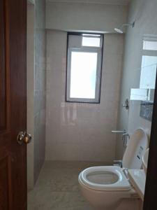 Bathroom Image of 820 Sq.ft 2 BHK Apartment / Flat for sale in Bandra West Mumbai for Rs. 47500000