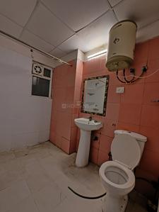Bathroom Image of 2365 Sq.ft 4 BHK Apartment / Flat for sale in The Antriksh Forest, Sector 77 Noida for Rs. 20000000