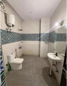 Image of 1265 Sq.ft 2.5 BHK Builder Floor for rent in Sector 41, Noida for Rs. 40000