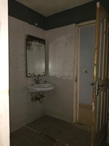 Common Bathroom Image of 1326 Sq.ft 3 BHK Apartment / Flat for sale in Tulip White, Sector 69 Gurgaon for Rs. 15500000