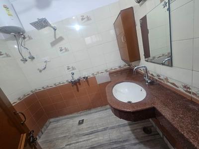 Image of 1680 Sq.ft 3 BHK Builder Floor for rent in Big Block Builder Floor, Sector 46, Gurgaon for Rs. 40000