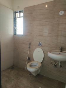 Common Bathroom Image of 1000 Sq.ft 2 BHK Apartment / Flat for sale in Rajendra Dolphin Tower, Malad West Mumbai for Rs. 14500000