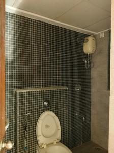 Common Bathroom Image of 910 Sq.ft 2 BHK Apartment / Flat for sale in Lodha Lakeshore Greens, Palava Phase 2 Thane for Rs. 3850000