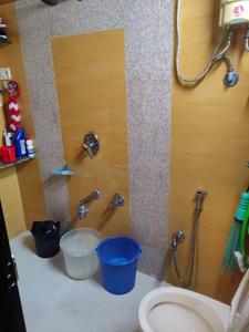 Bathroom Image of 900 Sq.ft 2 BHK Apartment / Flat for sale in Navjivan, Kamathipura Mumbai for Rs. 33500000