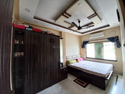 Bedroom Image of 630 Sq.ft 2 BHK Builder Floor for sale in Paikpara Kolkata for Rs. 3500000