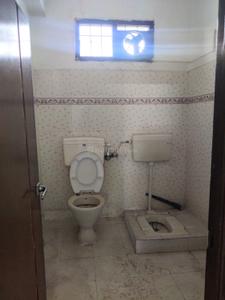 Bathroom Image of 1400 Sq.ft 3 BHK Penthouse for sale in LB Nagar Hyderabad for Rs. 6900000