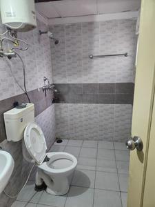 Bathroom Image of 1500 Sq.ft 3 BHK Apartment / Flat for rent in Malviya Nagar Jaipur for Rs. 35000