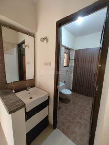 Bathroom Image of 1130 Sq.ft 2 BHK Apartment / Flat for rent in Tharwani Riverdale, Kalyan West Kalyan for Rs. 30000