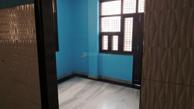 Bedroom Image of 160 Sq.ft 2 BHK Independent House for rent in Sector 5 Rohini New Delhi for Rs. 12000