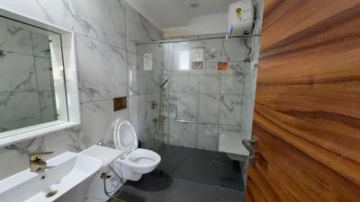 Image of 2400 Sq.ft 4 BHK Apartment / Flat for rent in Paras Emperor, Hoshangabad Road, Bhopal for Rs. 60000