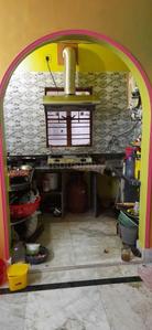 Kitchen Image of 1000 Sq.ft 3 BHK Apartment / Flat for sale in Geetanjali Apartment, Nagerbazar Kolkata for Rs. 3500000