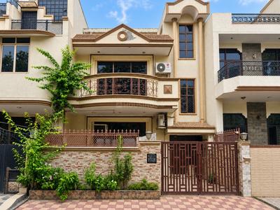 Image of Roomsoom For Boys Available in Sector 44, Noida