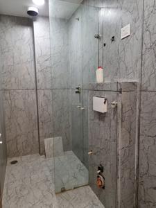 Common Bathroom Image of 810 Sq.ft 3 BHK Apartment / Flat for sale in Dwarka Mor New Delhi for Rs. 6500005