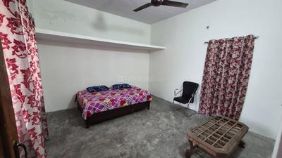 Bedroom Image of 600 Sq.ft 2 BHK Builder Floor for rent in Khushhalpur Moradabad for Rs. 9500