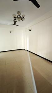 Hall Image of 1010 Sq.ft 2 BHK Apartment / Flat for rent in Express Garden, Indirapuram Ghaziabad for Rs. 25500