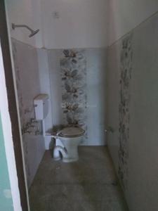 Bathroom Image of 640 Sq.ft 4 BHK Independent House for rent in Jhalwa Allahabad for Rs. 5500