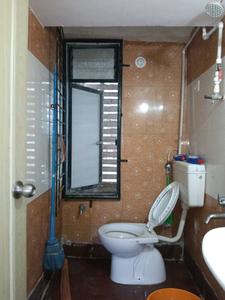 Common Bathroom Image of 1150 Sq.ft 3 BHK Apartment / Flat for rent in Thane West Thane for Rs. 35000