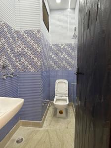 Bathroom Image of 400 Sq.ft 2 BHK Builder Floor for sale in Sector 4 Rohini New Delhi for Rs. 4500000