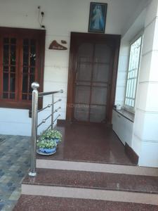 Image of 1360 Sq.ft 3 BHK Independent House for rent in Veli, Kochi for Rs. 45000