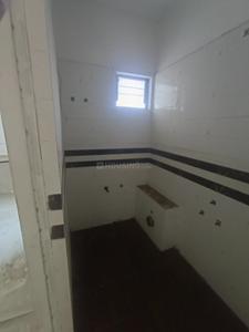 Bathroom Image of 700 Sq.ft 2 BHK Apartment / Flat for sale in Manjalpur Vadodara for Rs. 3000000