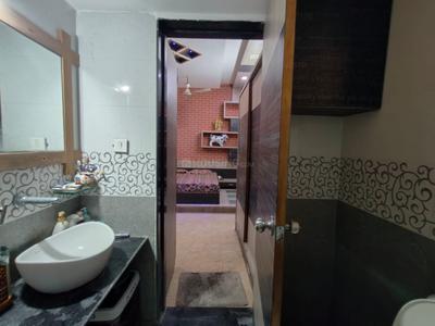 Bathroom Image of 2700 Sq.ft 4 BHK Villa for sale in Thaltej Ahmedabad for Rs. 65000000