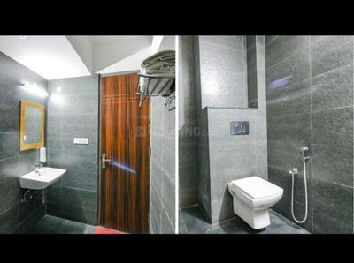 Bathroom Image of STAR KEY PG  in Sector 8, Gurgaon