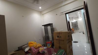 Bedroom Image of 850 Sq.ft 2 BHK Independent House for rent in Gomti Nagar Lucknow for Rs. 2499