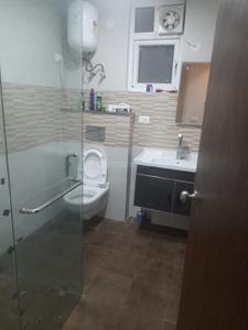 Bathroom Image of 1700 Sq.ft 3 BHK Apartment / Flat for rent in Shalimar Oneworld Vista, Gomti Nagar Lucknow for Rs. 50000