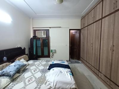 Bedroom Image of 1800 Sq.ft 3 BHK Builder Floor for sale in Vikaspuri New Delhi for Rs. 24500000