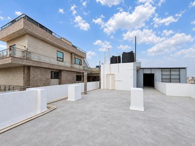 Image of Roomsoom PG in Sector 56, Noida