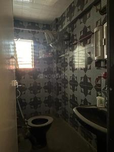 Bathroom Image of 1050 Sq.ft 2 BHK Apartment / Flat for sale in Colaba Mumbai for Rs. 29000000
