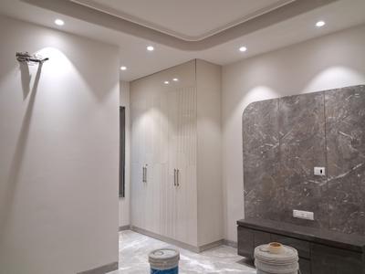 Bedroom Image of 1800 Sq.ft 3 BHK Builder Floor for sale in Paschim Vihar New Delhi for Rs. 35000000