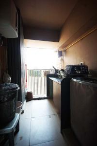 Kitchen Image of 2025 Sq.ft 3 BHK Apartment / Flat for sale in Anavya Parmeshwar, Adalaj Gandhinagar for Rs. 10000000