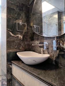 Bathroom Image of 1000 Sq.ft 2 BHK Builder Floor for rent in Sector 57 Gurgaon for Rs. 60000