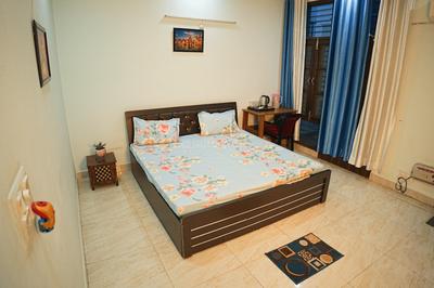 Bedroom Image of 5500 Sq.ft 5 BHK Villa for rent in Ansal Palm Ville, Sushant Golf City Lucknow for Rs. 95000
