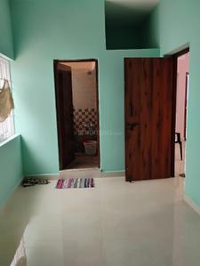 Bedroom Image of 800 Sq.ft 2 BHK Builder Floor for rent in Navadhi Hosur for Rs. 7000