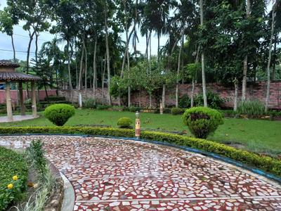 Image of 15000 Sq.ft 6 BHK Villa for sale in Barasat, Kolkata for Rs. 40000000