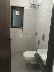 Bathroom Image of 800 Sq.ft 2 BHK Apartment / Flat for sale in Kaveri CHS, Malad West Mumbai for Rs. 19000000