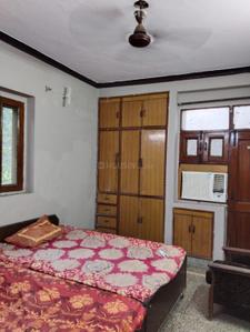 Bedroom Image of 2200 Sq.ft 2 BHK Independent House for rent in Sector 23 Noida for Rs. 38000