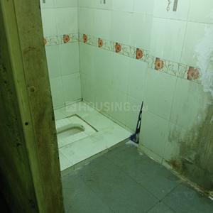 Bathroom Image of 400 Sq.ft 1 BHK Independent House for rent in Scheme 78 Indore for Rs. 10000