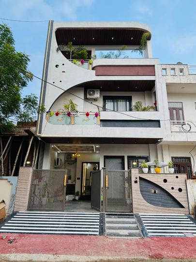 Amrapali Circle, Vaishali Nagar Extension Main Image 1