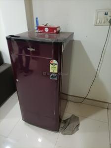 Kitchen Image of 800 Sq.ft 2 BHK Builder Floor for rent in Preet Vihar New Delhi for Rs. 25000