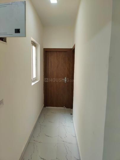 Pivotal Paradise Main Image 1