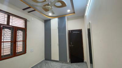 Bedroom Image of 1350 Sq.ft 2 BHK Builder Floor for rent in Hanamkonda Warangal for Rs. 10000