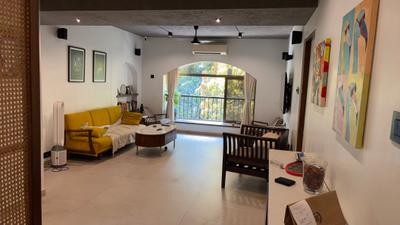 Living Room Image of 1050 Sq.ft 3 BHK Apartment / Flat for sale in Santacruz West Mumbai for Rs. 60000000