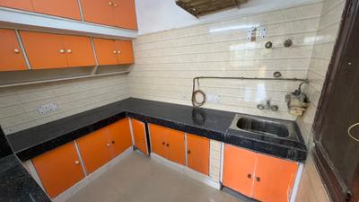 Kitchen Image of 1800 Sq.ft 3 BHK Apartment / Flat for rent in CGHS Saral Apartment, Sector 10 Dwarka New Delhi for Rs. 42000