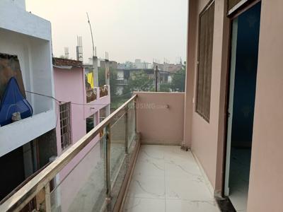 Balcony Image of 675 Sq.ft 2 BHK Duplex for rent in Sear Govardhan Dafi Varanasi for Rs. 8000