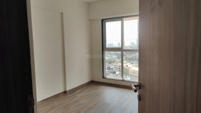 Bedroom Image of 450 Sq.ft 1 BHK Apartment / Flat for rent in Lodha Vista, Lower Parel Mumbai for Rs. 55000