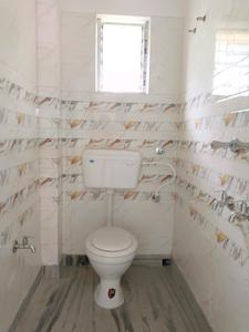 Common Bathroom Image of 757 Sq.ft 2 BHK Apartment / Flat for sale in Diamond Park Exotica, Joka Kolkata for Rs. 2950000
